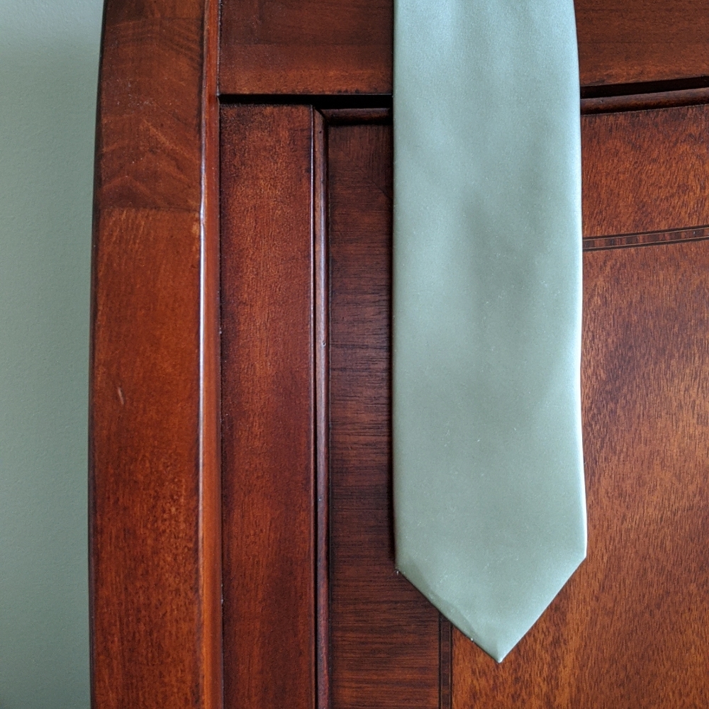 Geoffrey Beene Green Tie